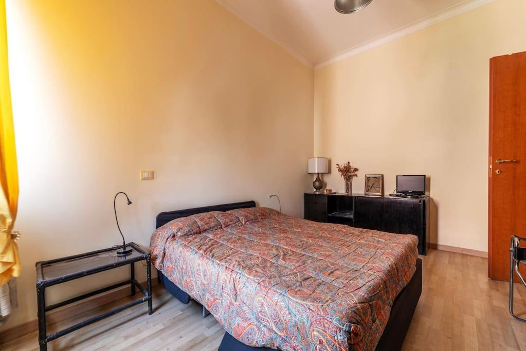 Elegante Appartamento Centrale Рим Екстер'єр фото