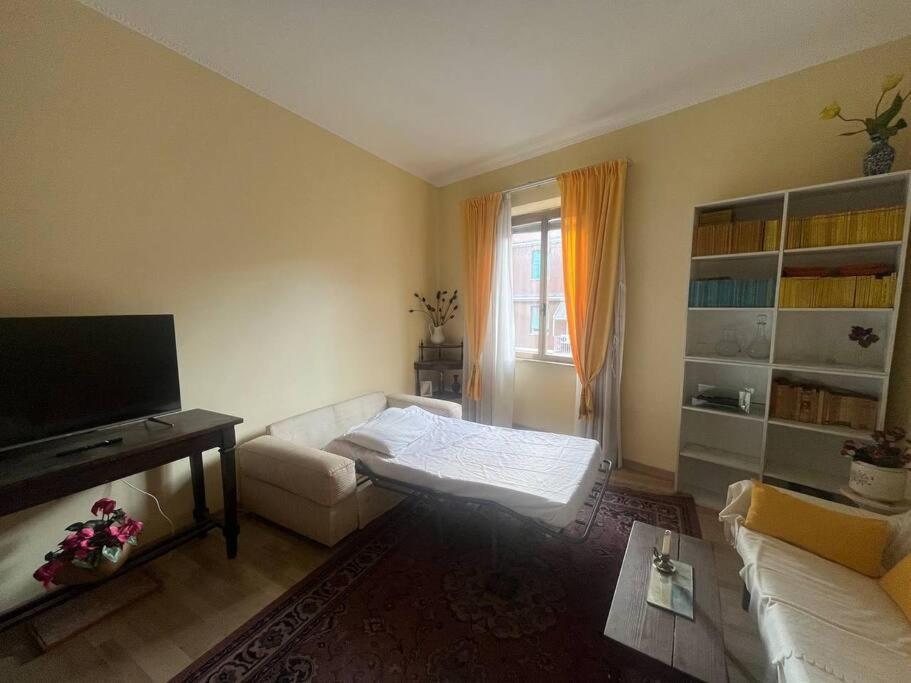 Elegante Appartamento Centrale Рим Екстер'єр фото