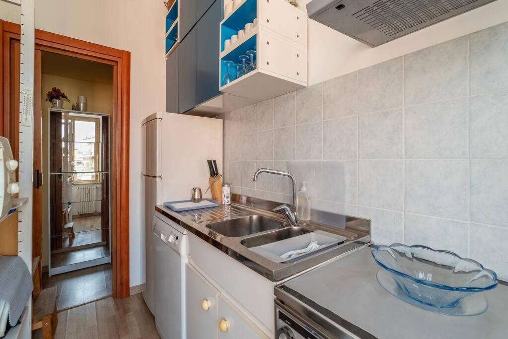 Elegante Appartamento Centrale Рим Екстер'єр фото